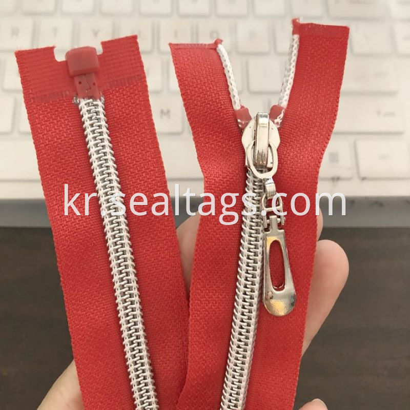 Red Metal Zipper